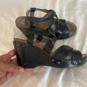 Dansko Frida black leather wedge sandals